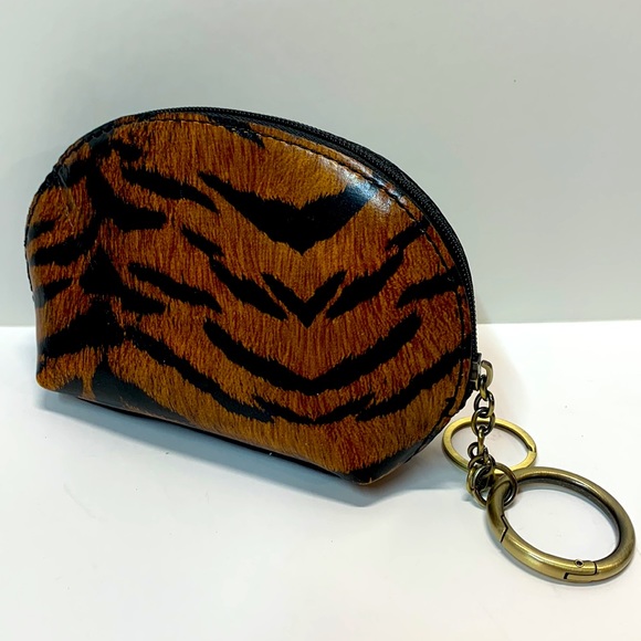 Patricia Nash Handbags - Brand New 🤎 Patricia Nash Wallet